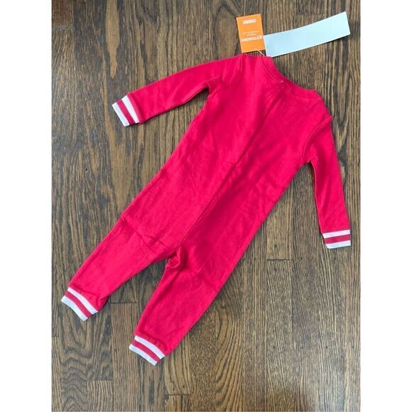 NEW GYMBORee Baby 6-12 Months Red 1-piece Penguin Appliqué Sleeper BUY 2 GET 1 F - Picture 3 of 3